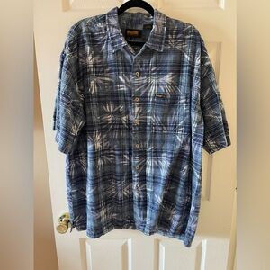 Wolverine button down shirt • Men’s XXL